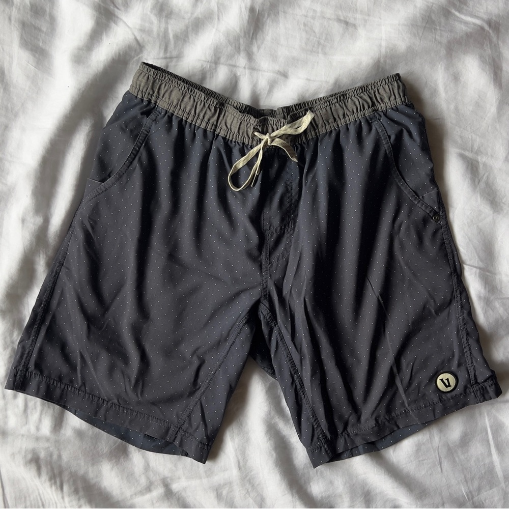 Vuori Men's Kore Shorts- M